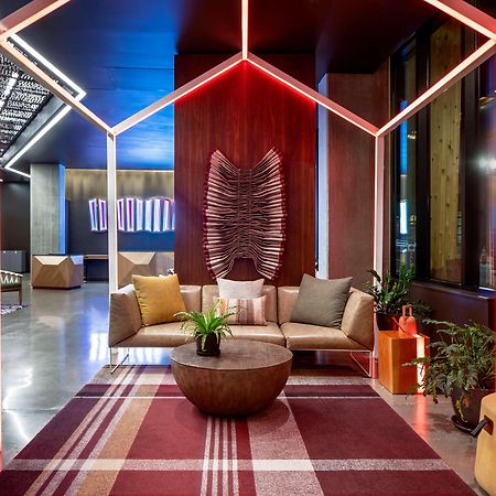 ホテル Hyatt Centric Downtown ポートランド エクステリア 写真