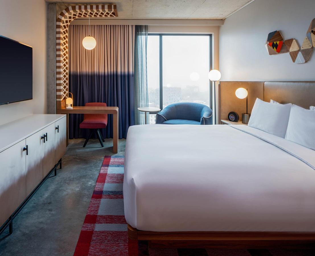 ホテル Hyatt Centric Downtown ポートランド エクステリア 写真