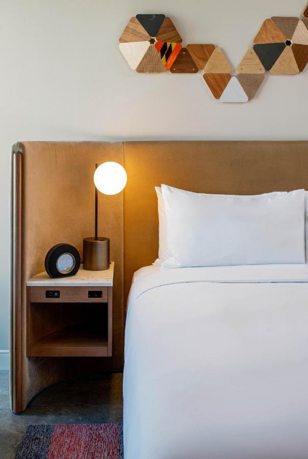 ホテル Hyatt Centric Downtown ポートランド エクステリア 写真