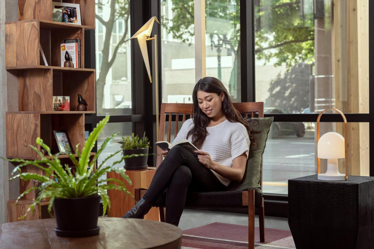 ホテル Hyatt Centric Downtown ポートランド エクステリア 写真