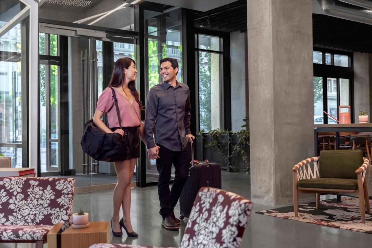 ホテル Hyatt Centric Downtown ポートランド エクステリア 写真